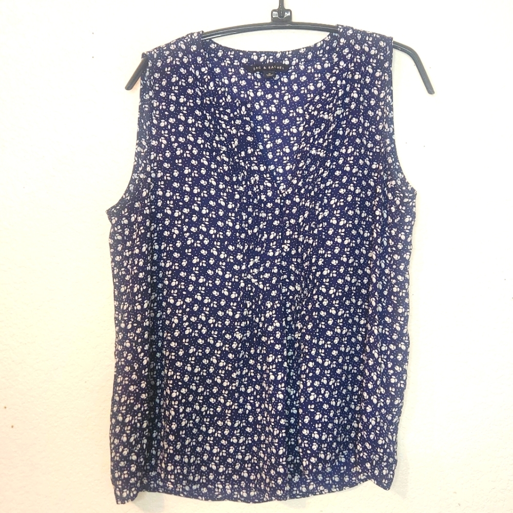 Zac & Rachel Floral‎ Sleeveless Top - Blue and White, Size M